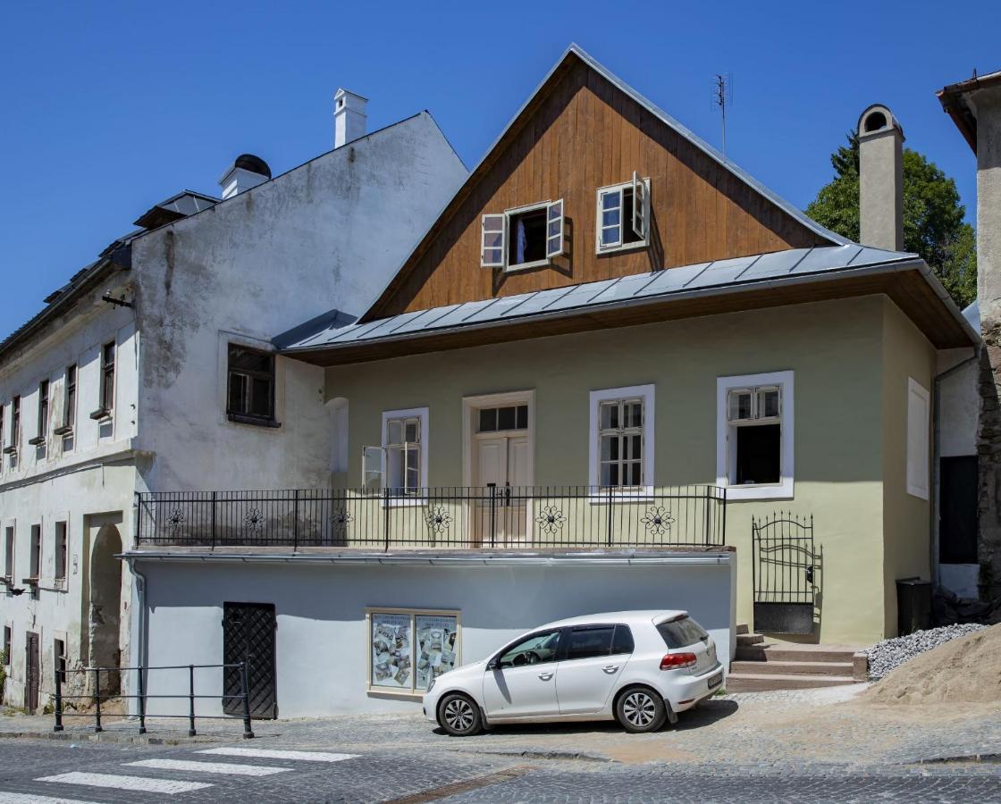 Apartman Charlotte V Dome So Studnou Na Streche Banská Štiavnica Eksteriør bilde